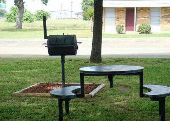 Outdoor Grilling Area 